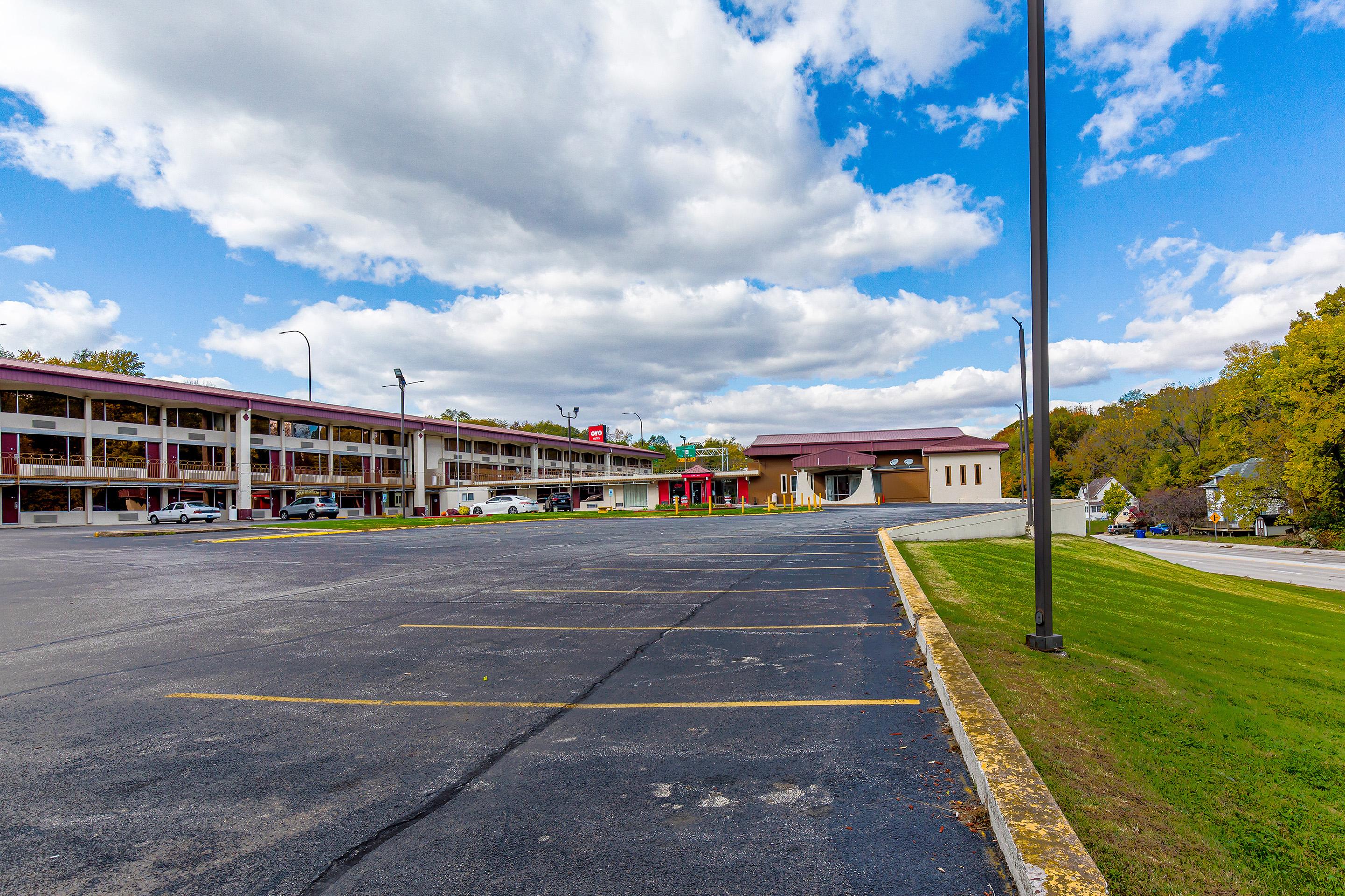 Americas Best Value Inn Moline Kültér fotó