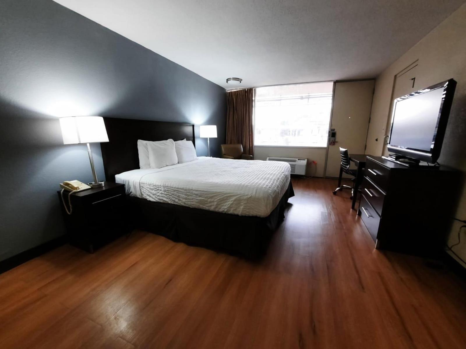 Americas Best Value Inn Moline Kültér fotó